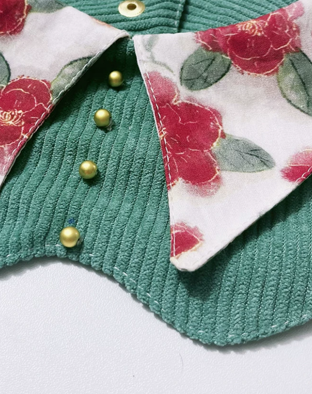 Golden Pearl Vintage Pet Neck Scarf